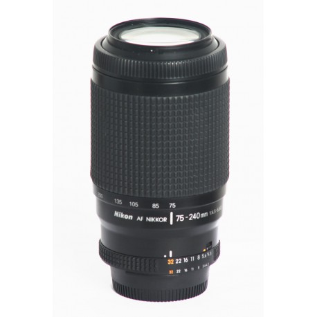 Lente Nikkor AF 75-240MM F/4.5-5.6